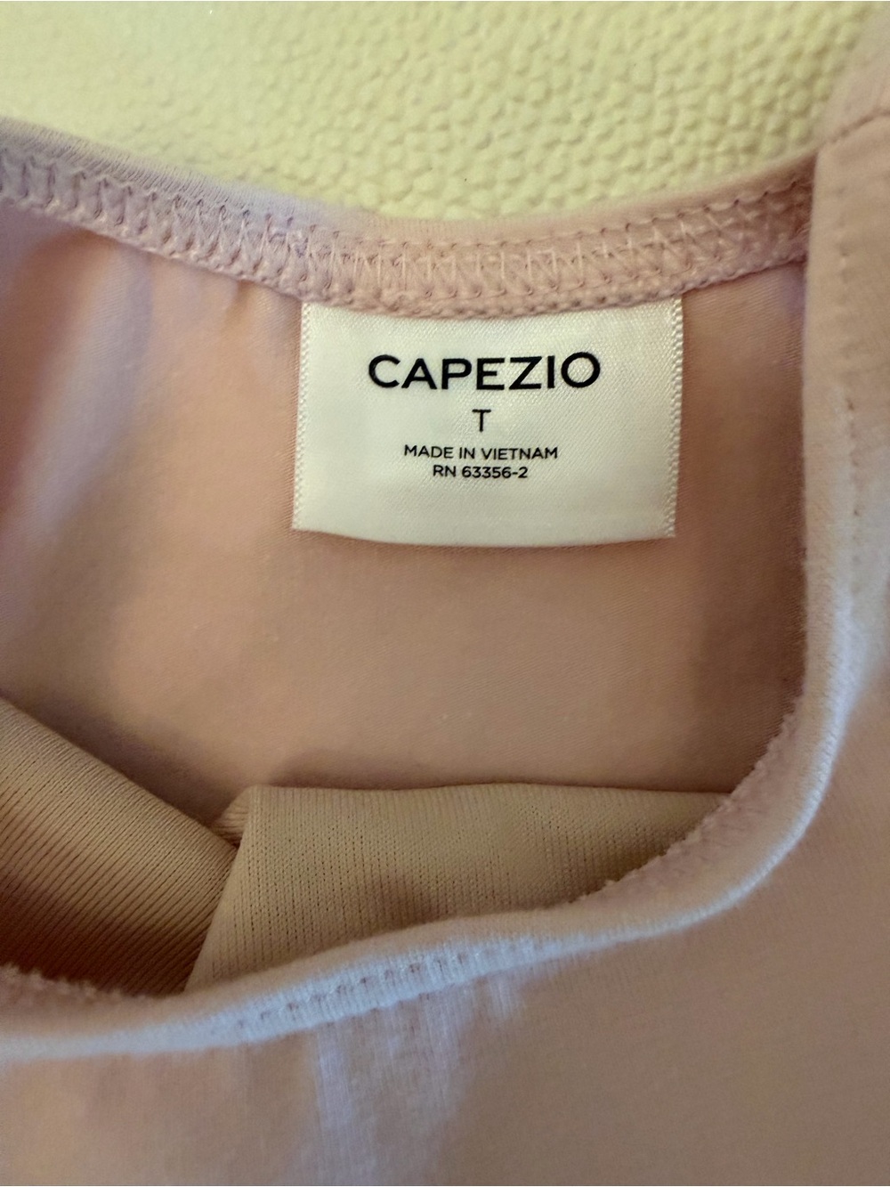 Capezio Pink Short Sleeve One-Piece Leotard, size T, like new - Picture 3 of 3